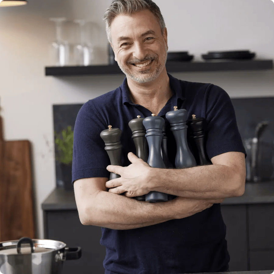 Tareq Taylor Salt- og peberkværnsæt 26 cm sort i FSC certificeret akacietræ, Himalaya